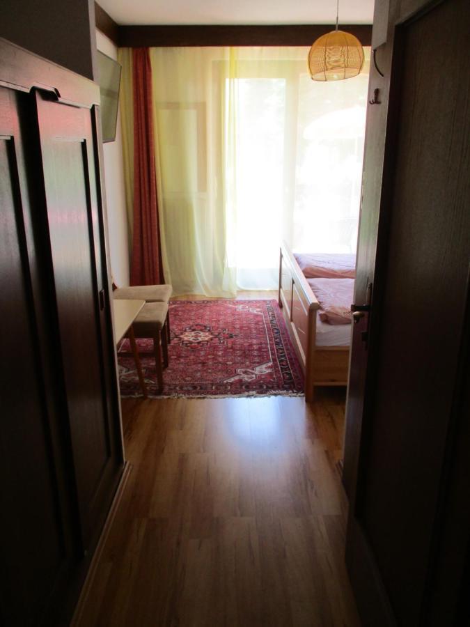 Gaestehaus Leo โบเดนสดอร์ฟ ภายนอก รูปภาพ
